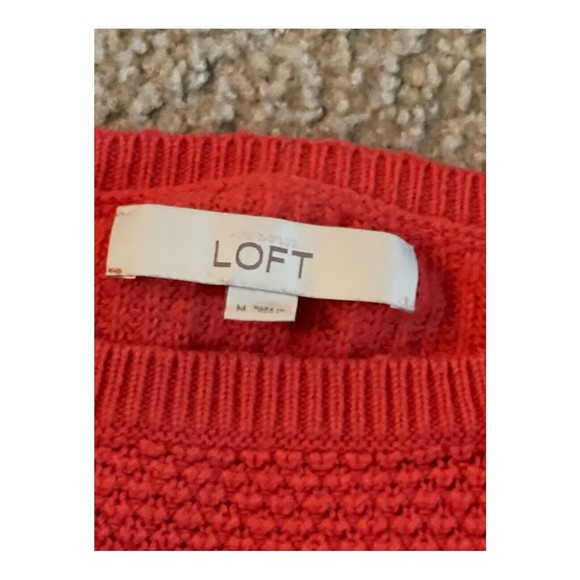 Loft women's sweater size M, Long sleeve color red. Pre-owned - Picture 3 of 10
